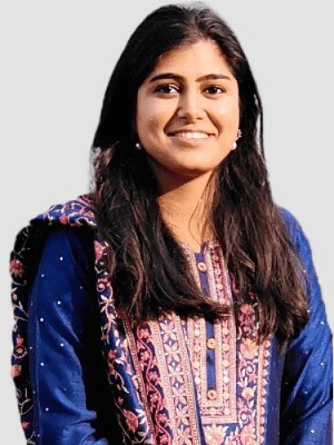 Dr. Vedika Saxena 